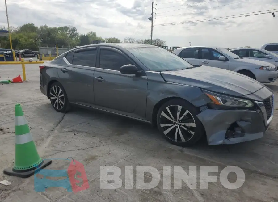 1N4BL4CV2KC165098 Photo# 4