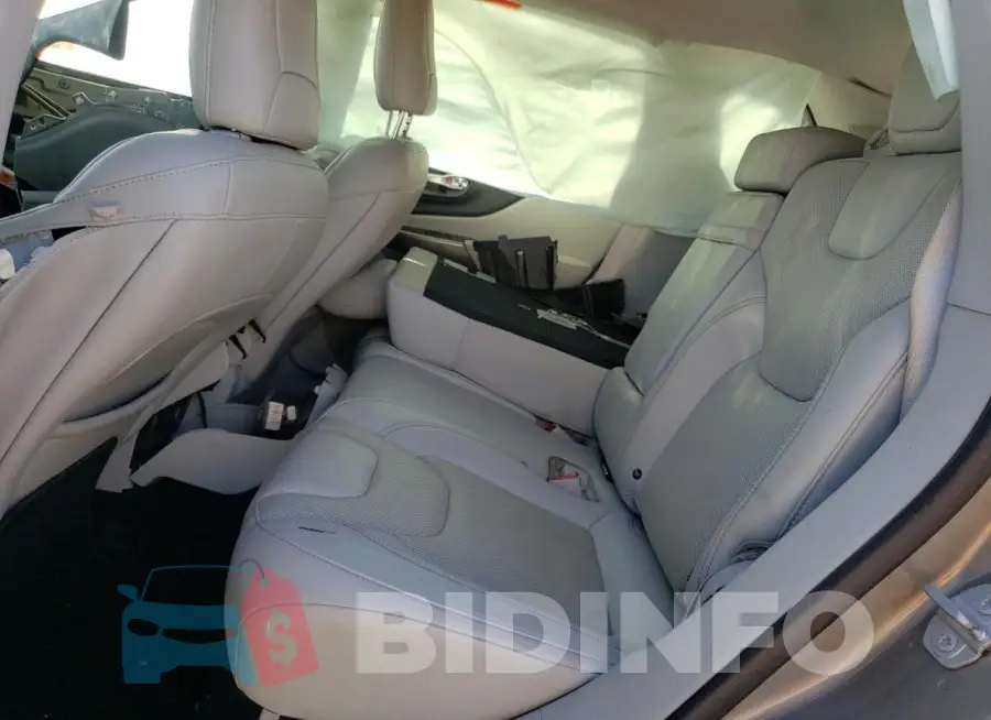 1C4PJLDB4KD190616 Photo# 10