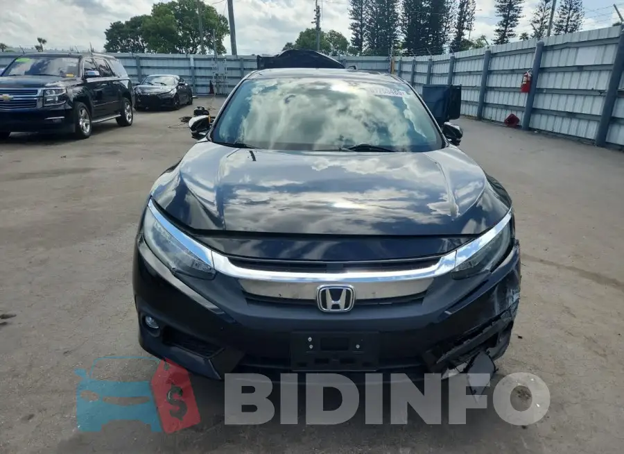 19XFC1F92HE032674 Photo# 5