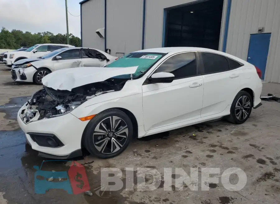 19XFC2F68LE004530 Photo# 1