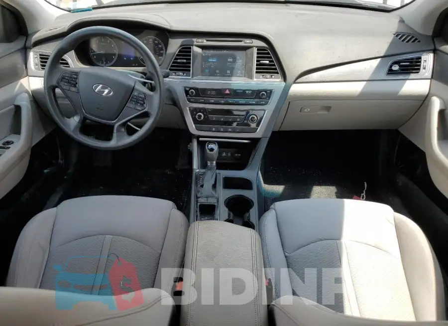 5NPE34AF2GH284252 Photo# 8