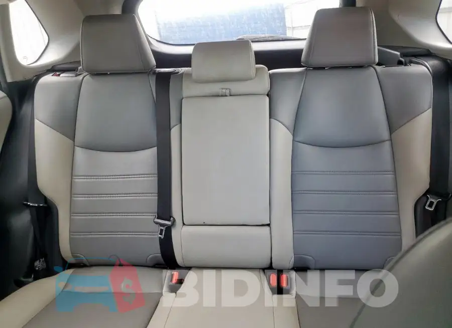 2T3C1RFV7MW151789 Photo# 10