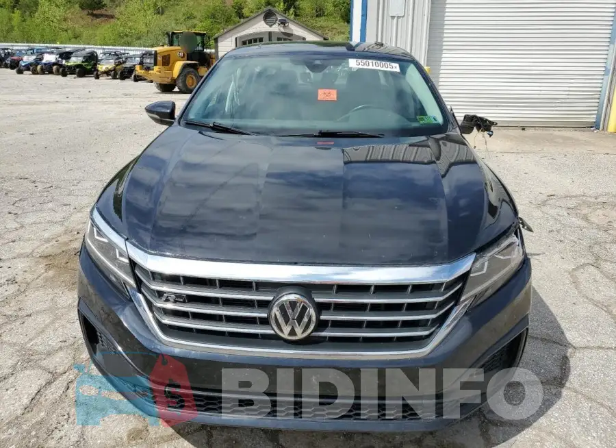 1VWMA7A3XLC027853 Photo# 5