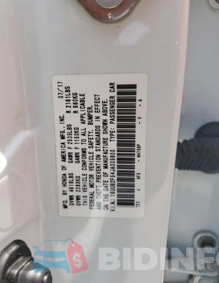 19UUB2F54JA005600 Photo# 12