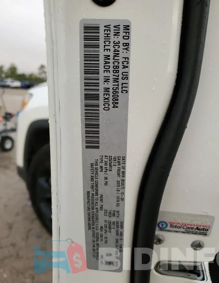 3C4NJCBB7MT560884 Photo# 13