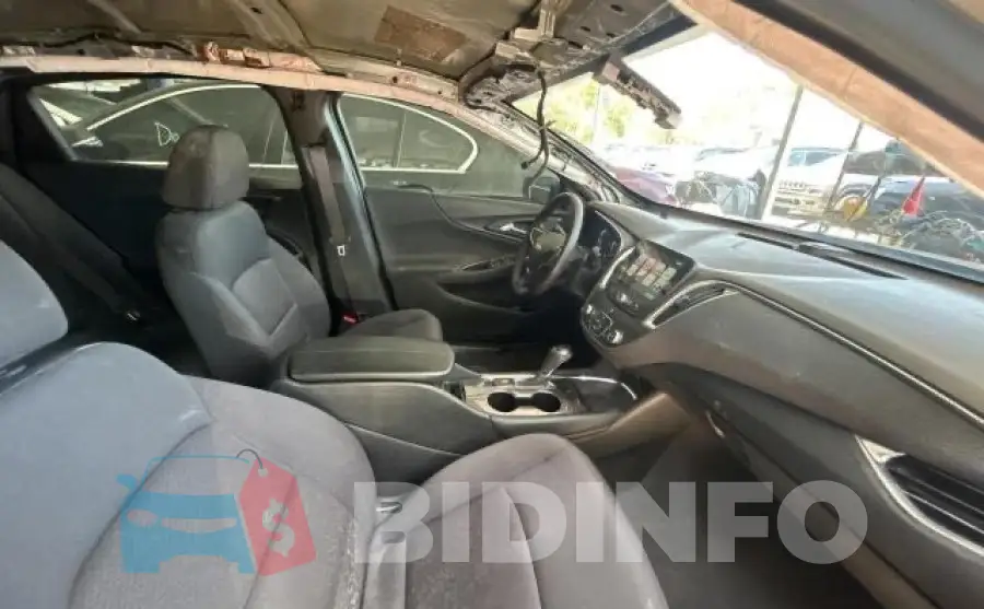 1G1ZD5ST4JF109441 Photo# 5