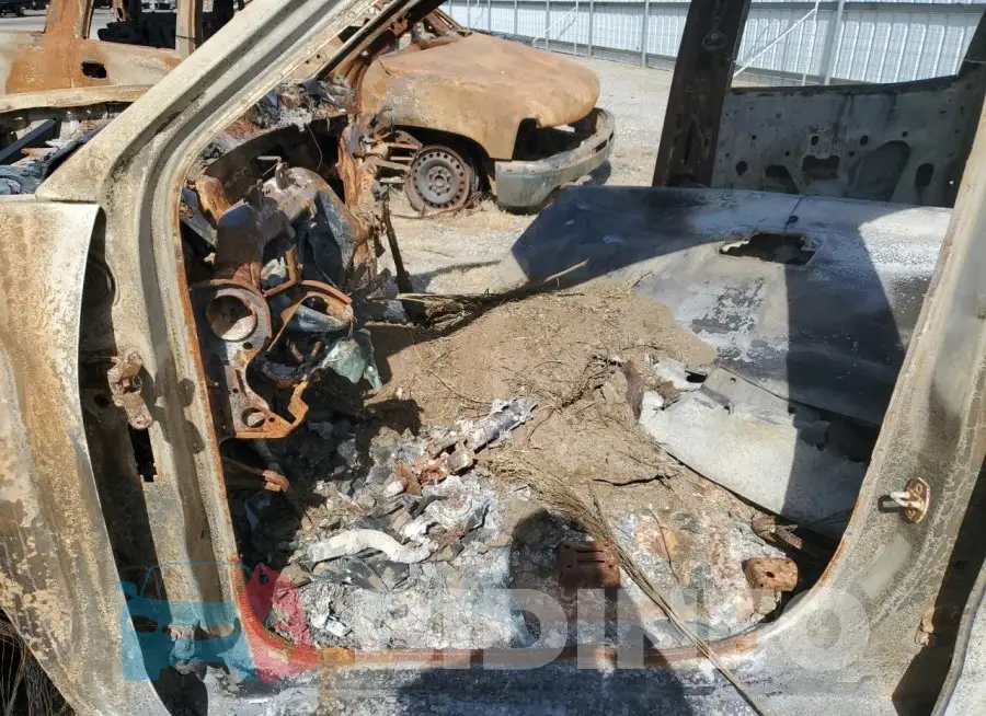 3GCPCREC2JG516970 Photo# 7