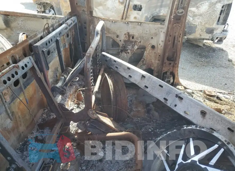 3GCPCREC2JG516970 Photo# 10