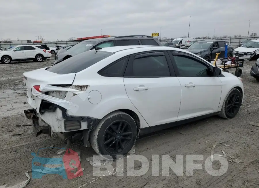 1FADP3F21JL231261 Photo# 3