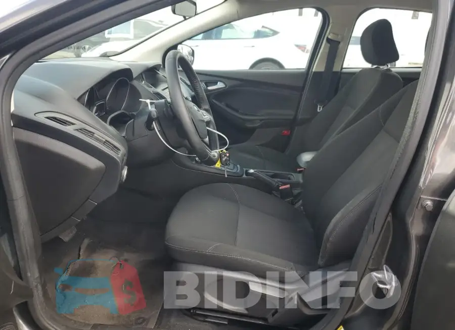 1FADP3F24GL275862 Photo# 7