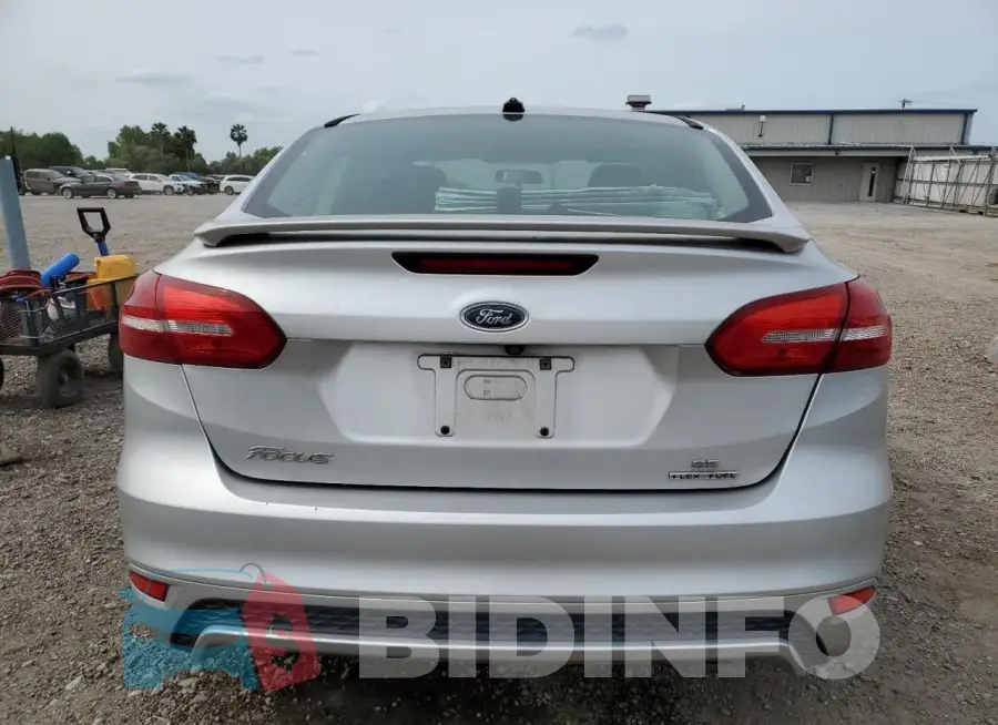 1FADP3F26GL404474 Photo# 6