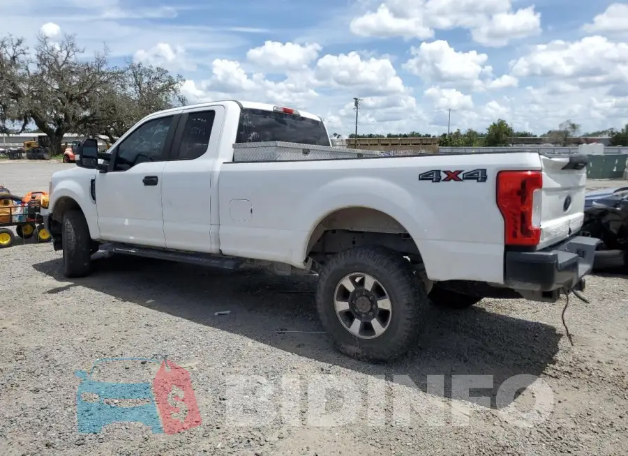 1FT7X2B65HED79700 Photo# 2