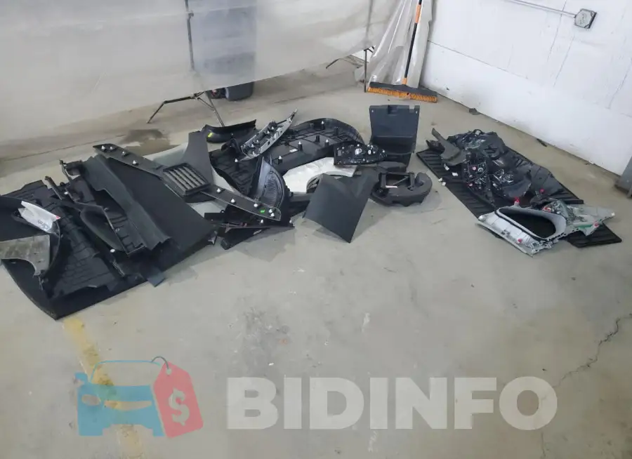 4T3D6RFV4RU165081 Photo# 12