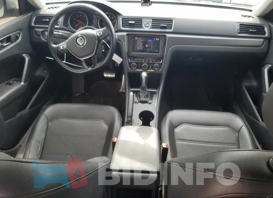 1VWDT7A34HC083286 Photo# 8