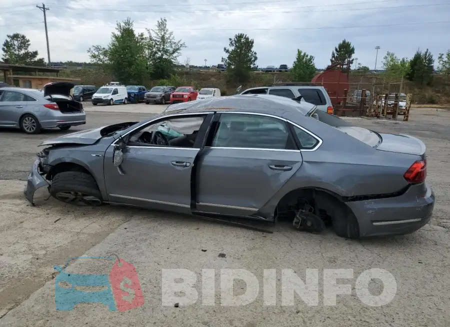 1VWDT7A37HC051027 Photo# 2