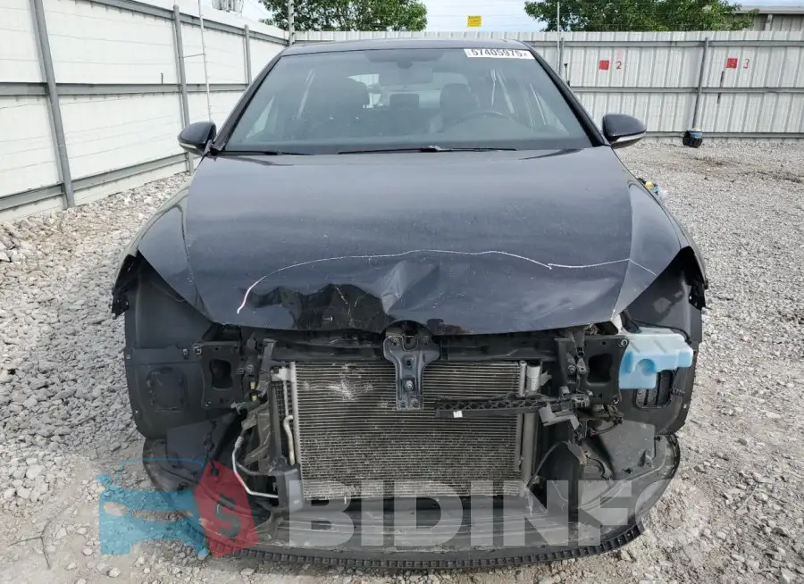 3VW5T7AU1GM032077 Photo# 5
