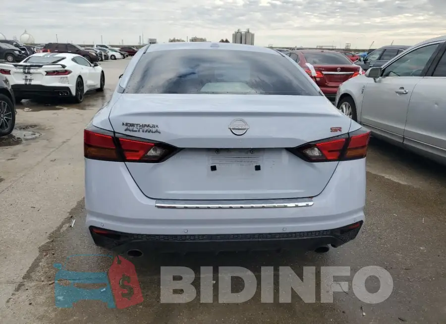 1N4BL4CV1PN408217 Photo# 6