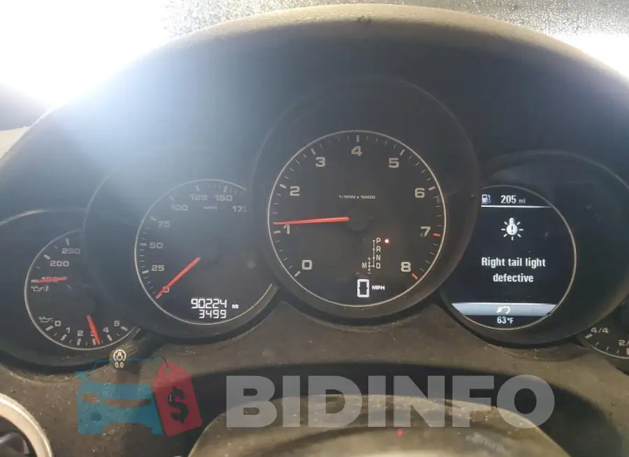 WP1AA2A29GLA09185 Photo# 9