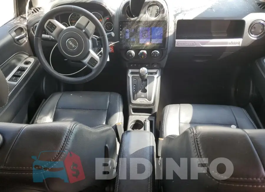 1C4NJDEB9HD127855 Photo# 8
