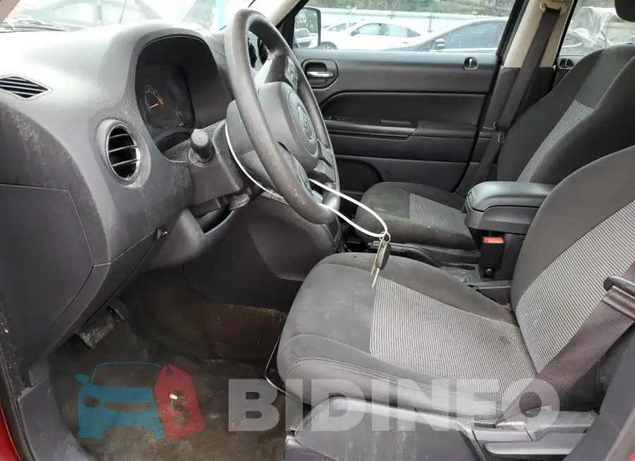 1C4NJPBB1HD121232 Photo# 7