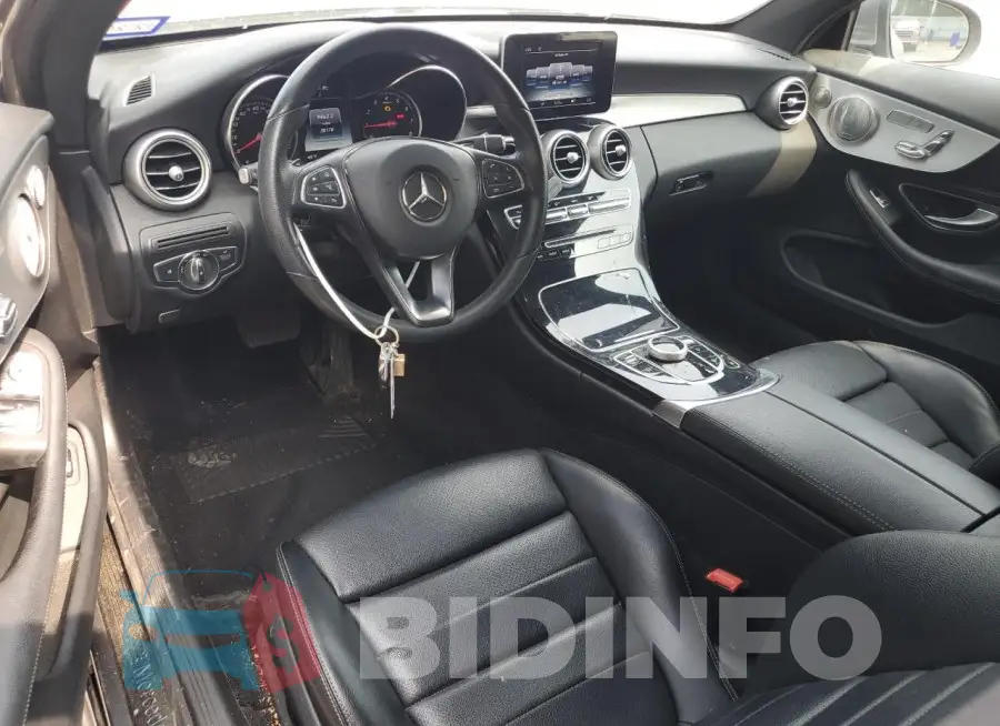 WDDWJ4JB8HF521027 Photo# 8