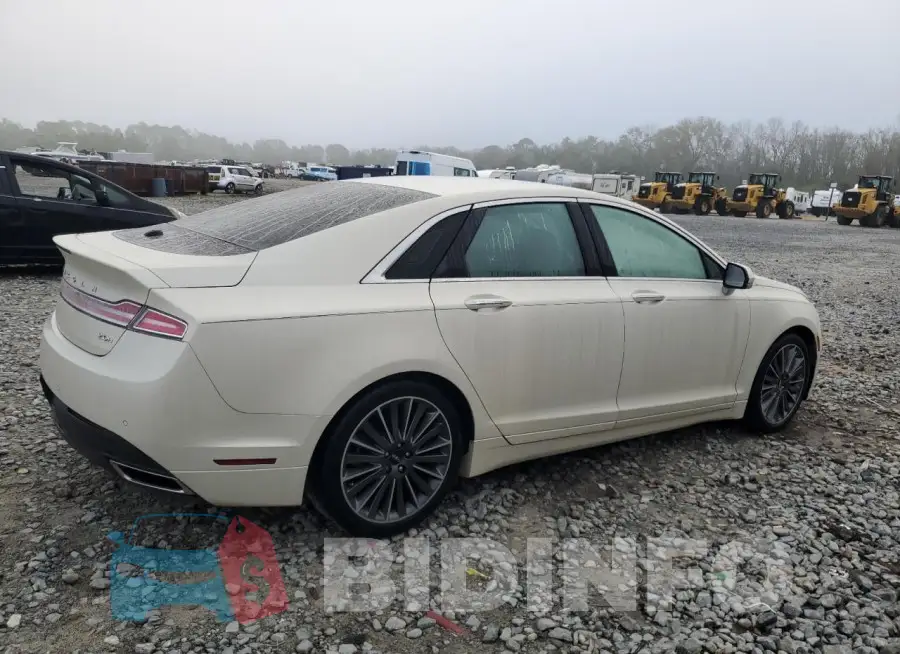 3LN6L2LU4GR601364 Photo# 3