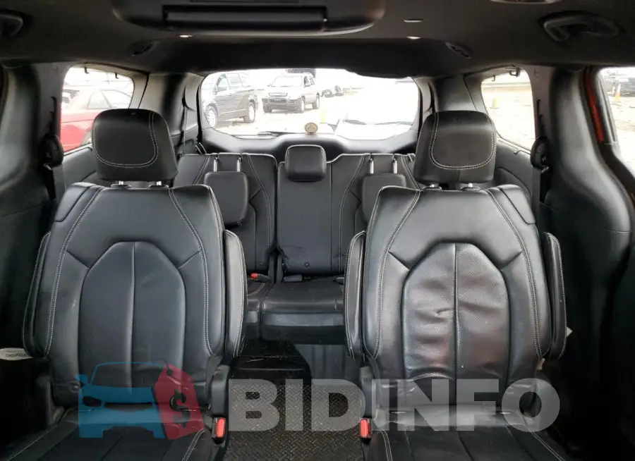 2C4RC1BG3JR317163 Photo# 10