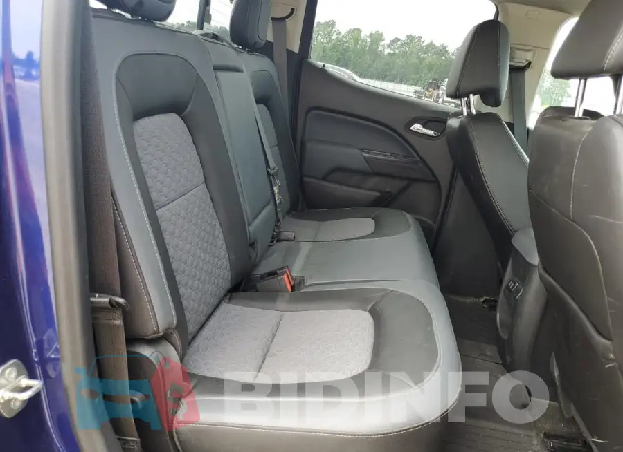 1GCGTDE33G1174083 Photo# 10