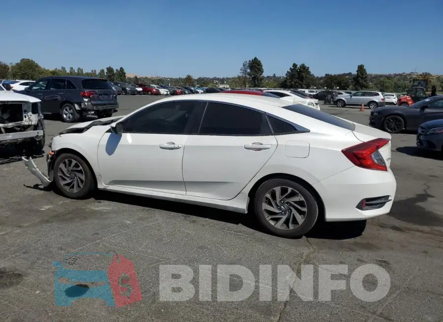 19XFC2F75JE202911 Photo# 2