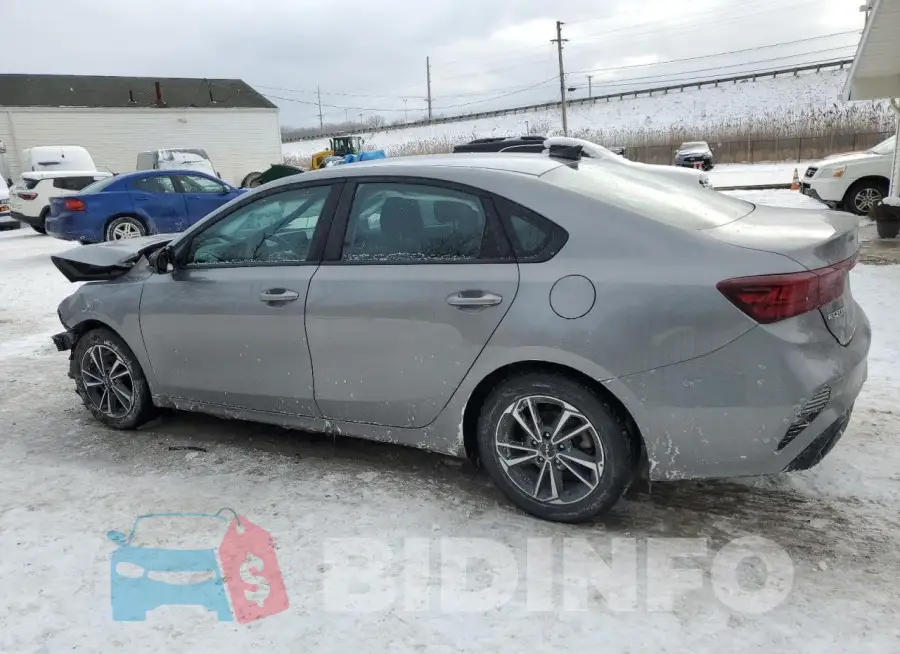 3KPF24AD5RE702395 Photo# 2