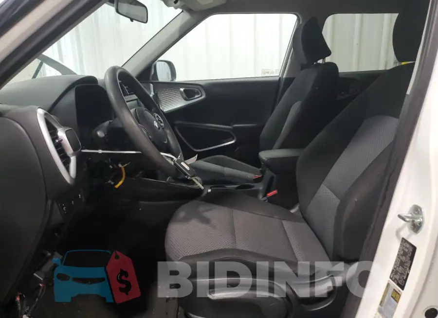KNDJ23AU5M7143721 Photo# 7