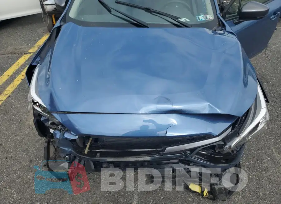 JF2GUADC4RH870122 Photo# 11
