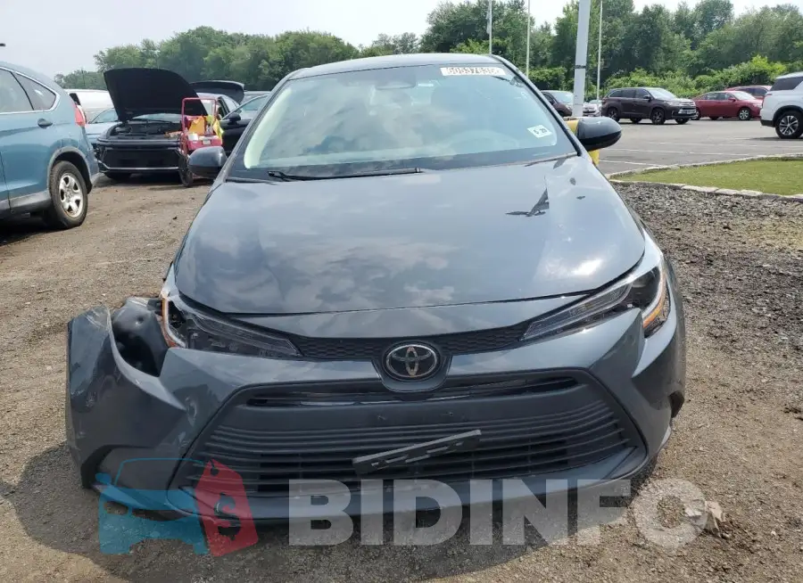 5YFB4MDE2RP177193 Photo# 5