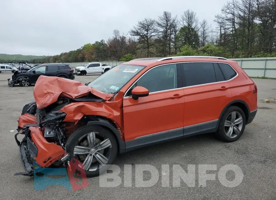 3VV4B7AX2KM145428 Photo# 1