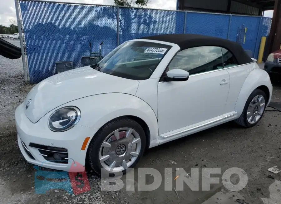 3VW5DAAT9KM507517 Photo# 1