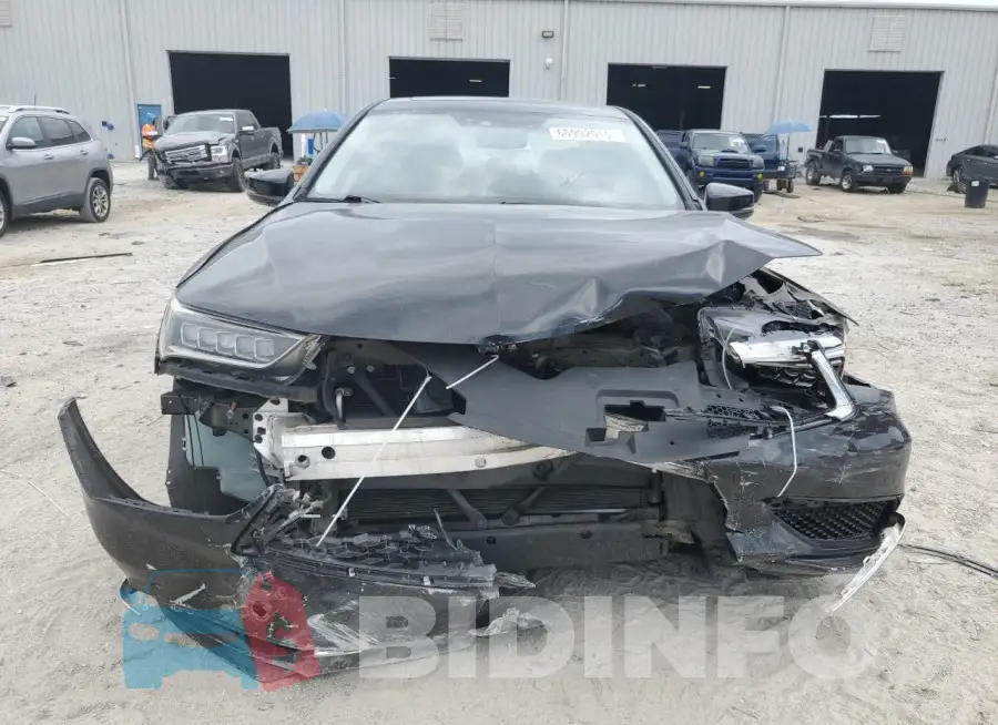 19UUB1F35LA002782 Photo# 5