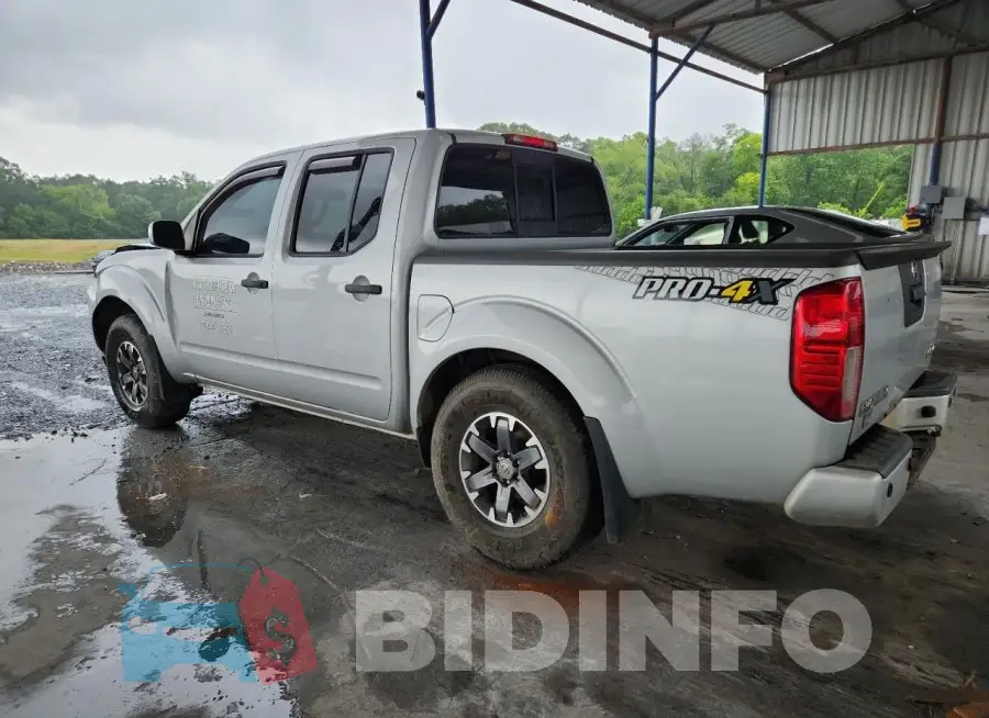 1N6AD0EV6JN744362 Photo# 2