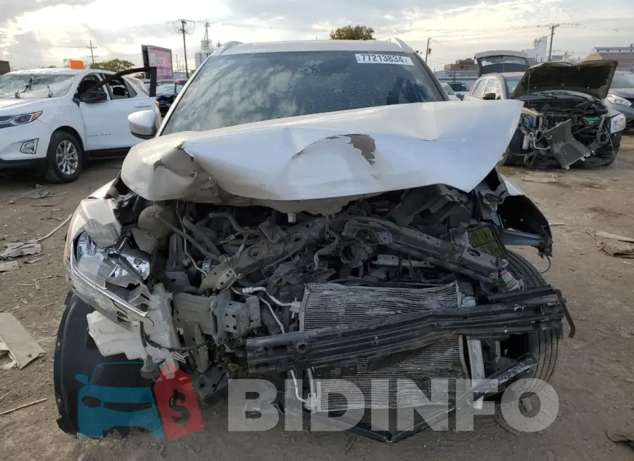 3N1CP5CU7JL543938 Photo# 5