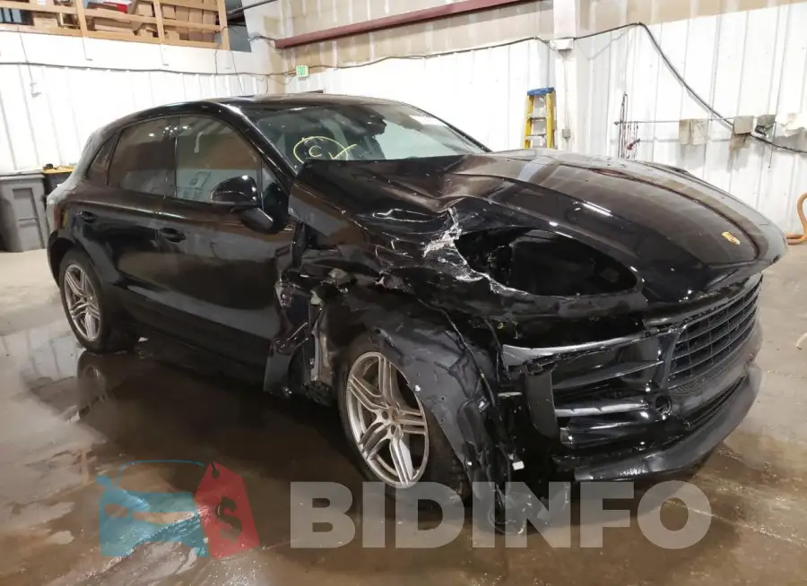 WP1AA2A58MLB11745 Photo# 4