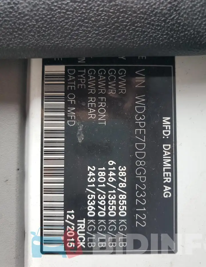 WD3PE7DD8GP232122 Photo# 13