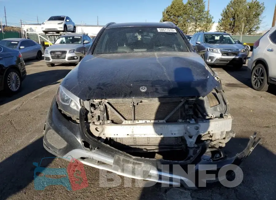 WDC0G5EB6KF517722 Photo# 5