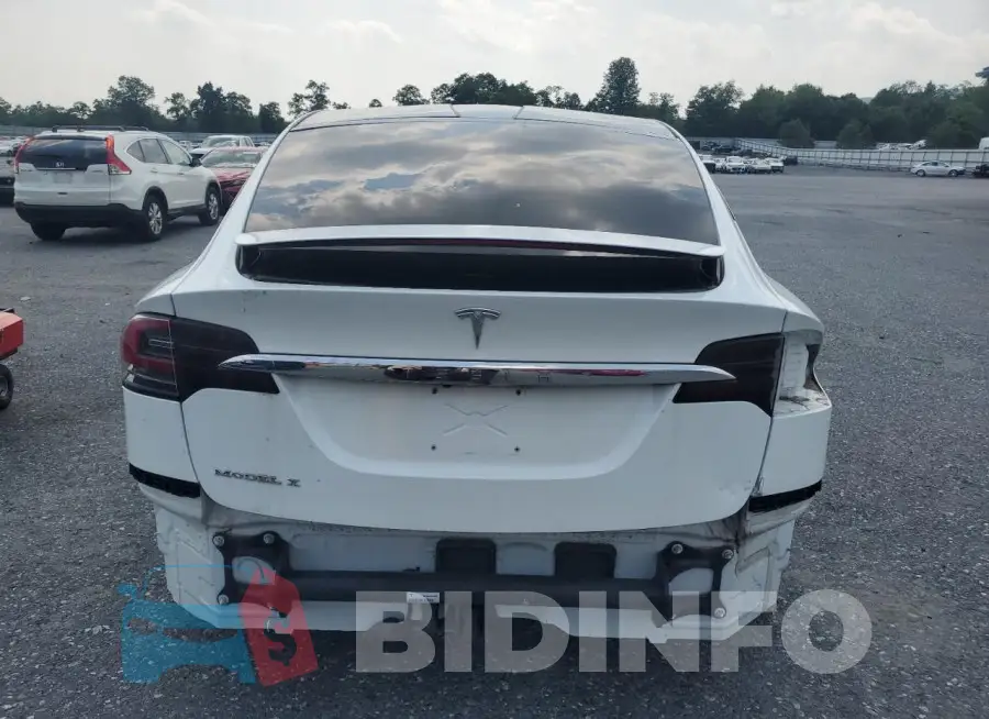 5YJXCBE21HF044498 Photo# 6
