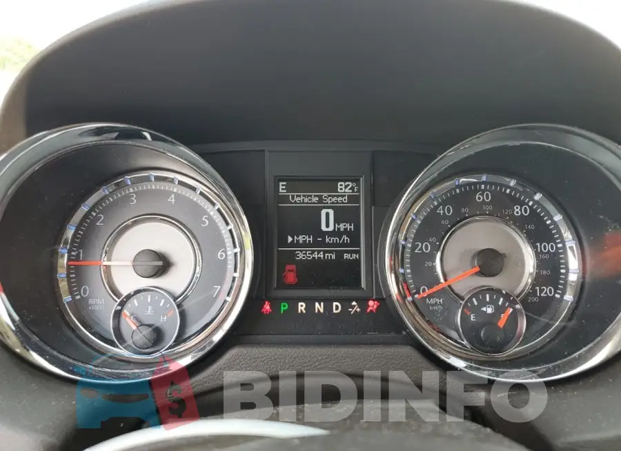 2C4RC1CG9GR283236 Photo# 9