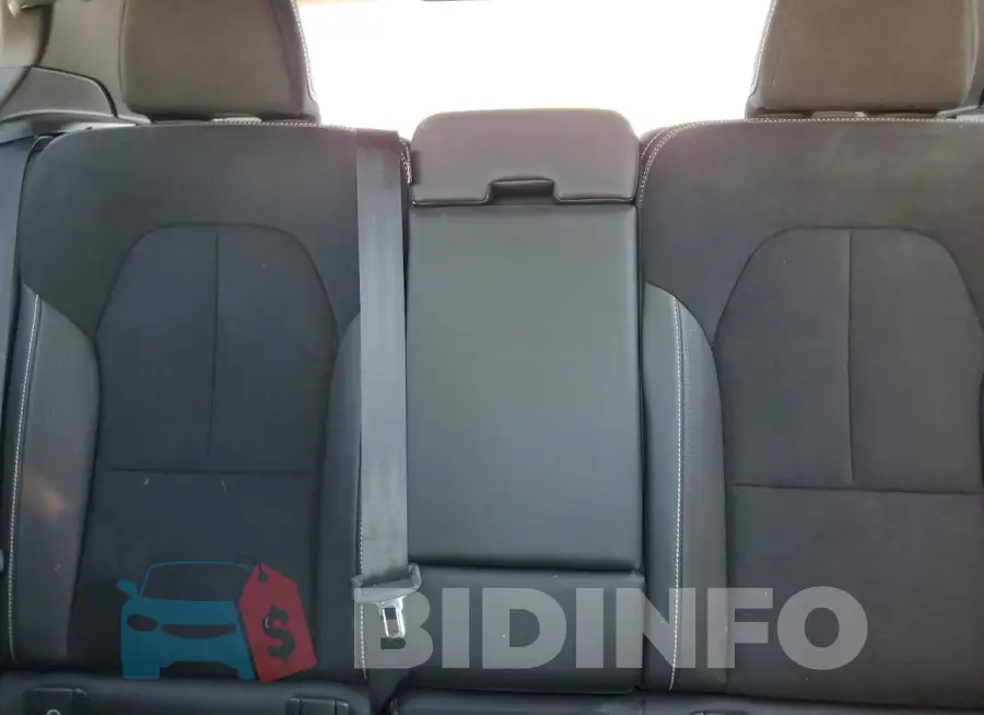 YV4162UM5M2433137 Photo# 10