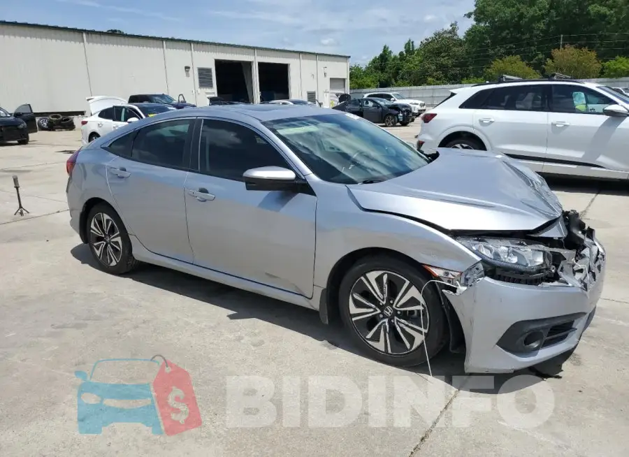 19XFC1F73HE033539 Photo# 4