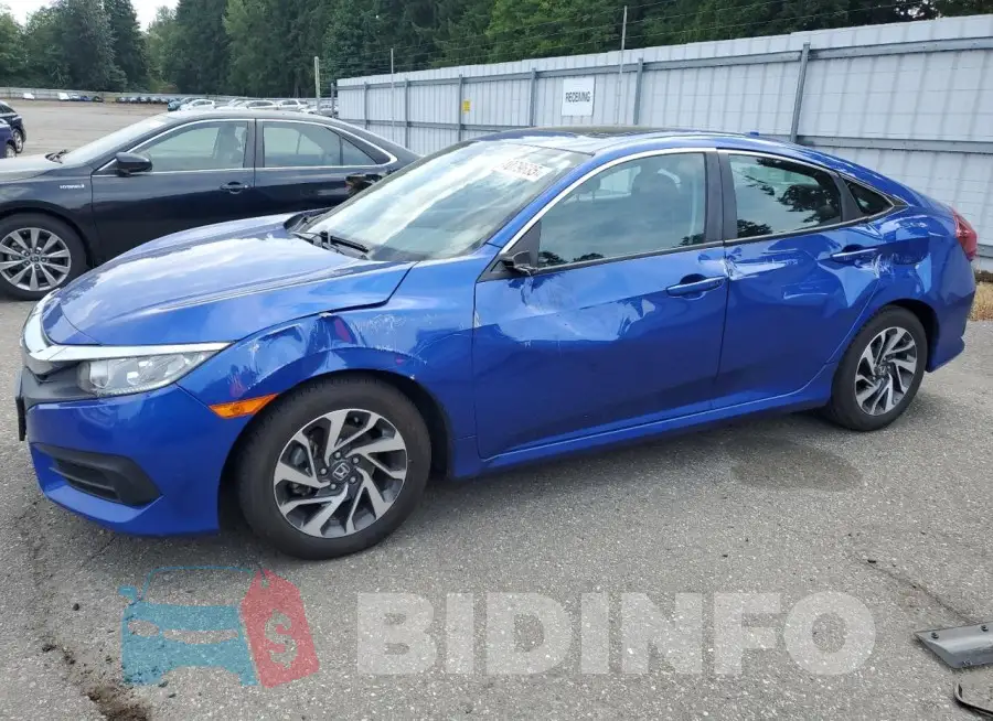 19XFC2F70HE017319 Photo# 1