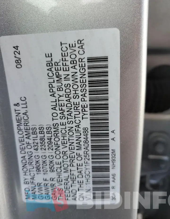 1HGCY1F25RA084488 Photo# 12