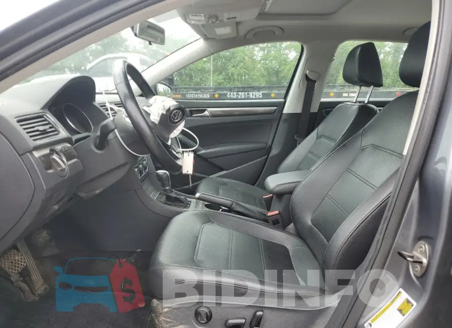 1VWBT7A36HC041239 Photo# 7