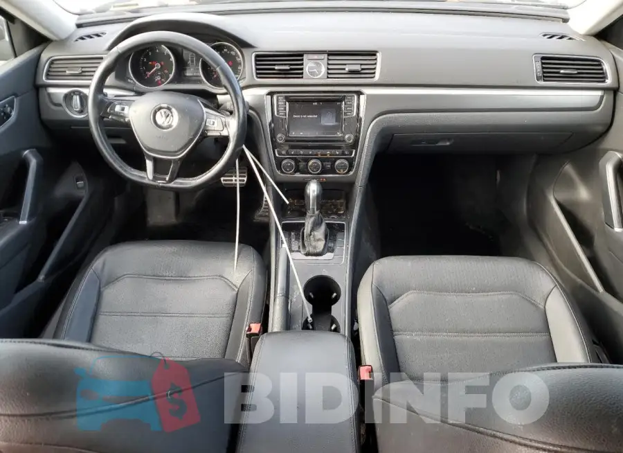 1VWDT7A39HC073062 Photo# 8