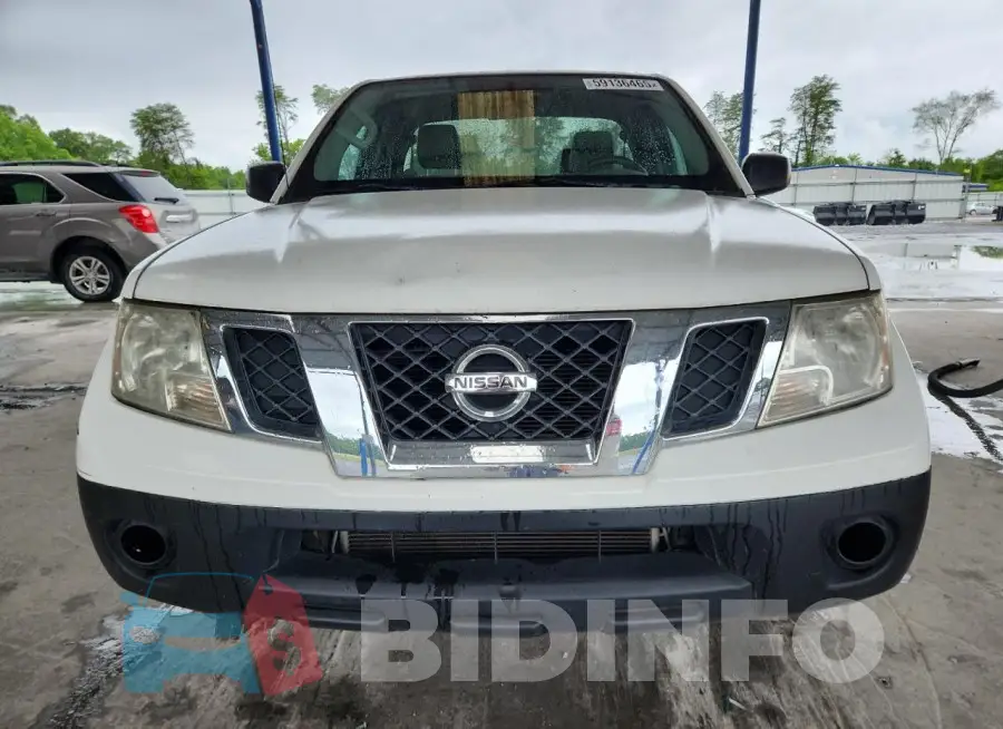 1N6BD0CT5JN715358 Photo# 5